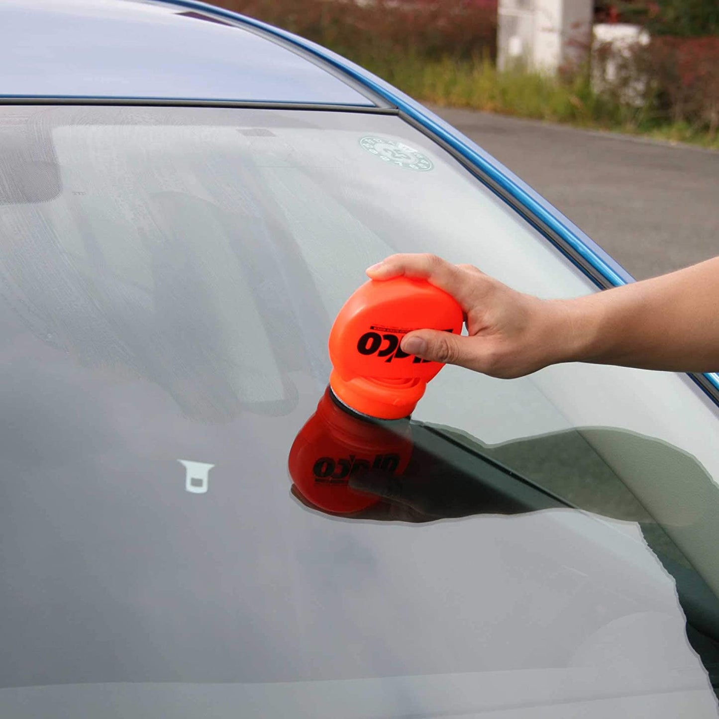 Glass Repellent Glaco Roll on Cleaner 120ml Soft99