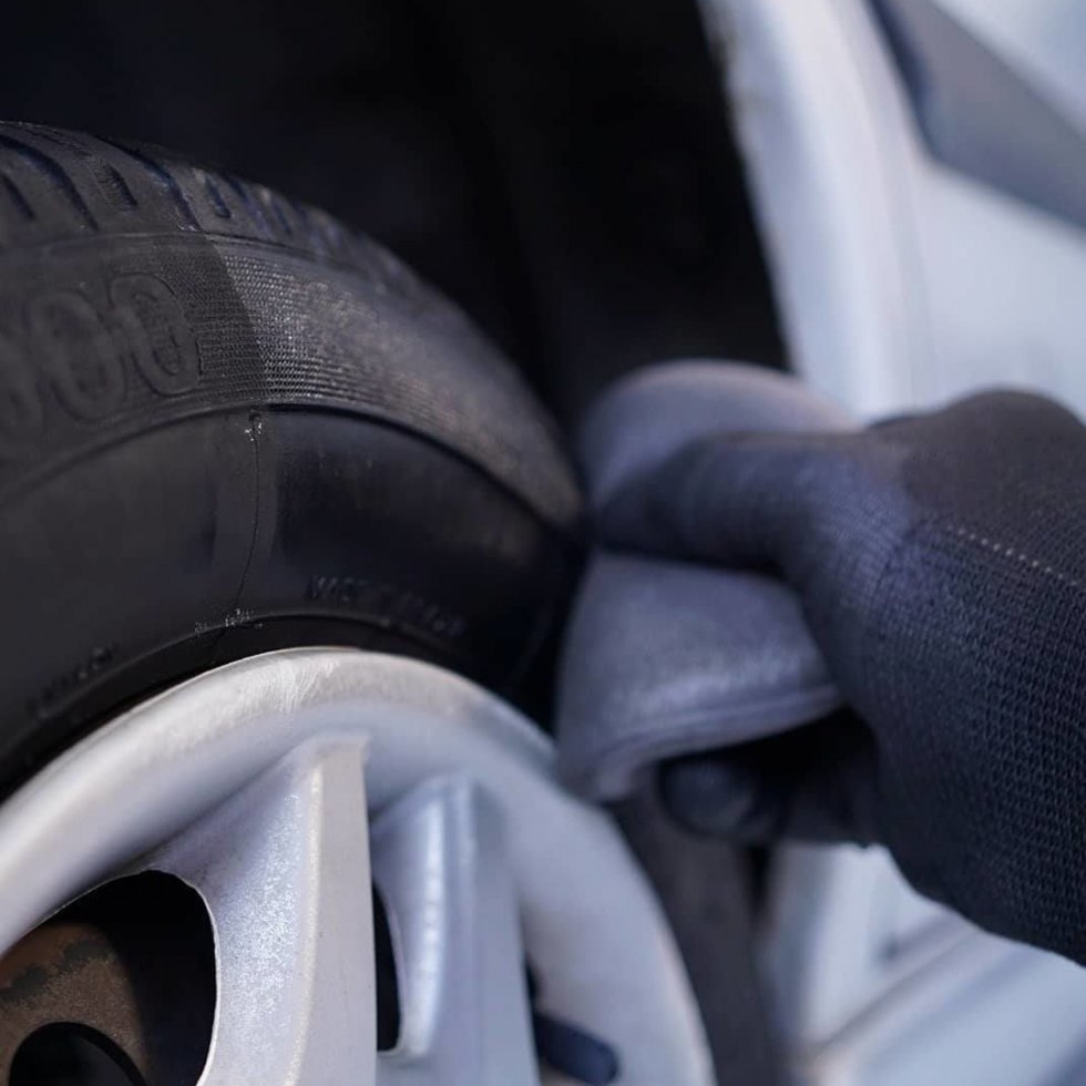 Selante Sintético para Pneus Revox 1,5 Litros Vonixx